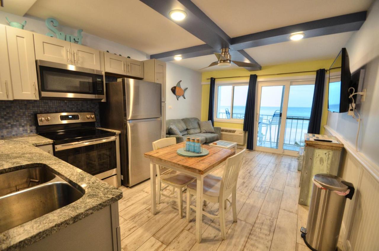 Emerald Apartment